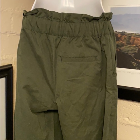 NWT UrbanOutfitters HighWaist Cargo Pants Green XS - Picture 3 of 6